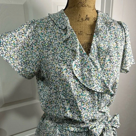 LC Lauren Conrad Floral Print Dress - Picture 5 of 8